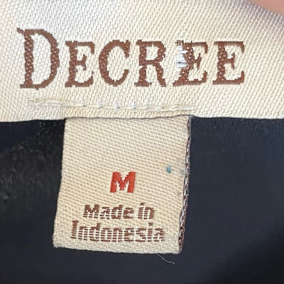 Decree women’s blouse - Picture 2 of 10